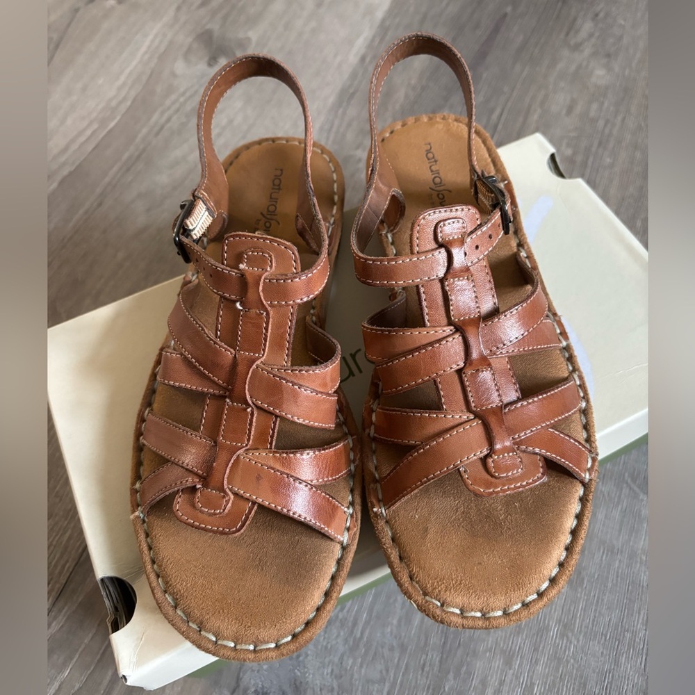 Naturalizer Women's Darcy Sandals - Camel